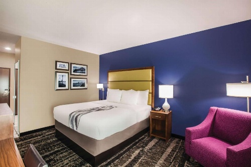 La Quinta Inn & Suites by Wyndham Baton Rouge - Port Allen image 10