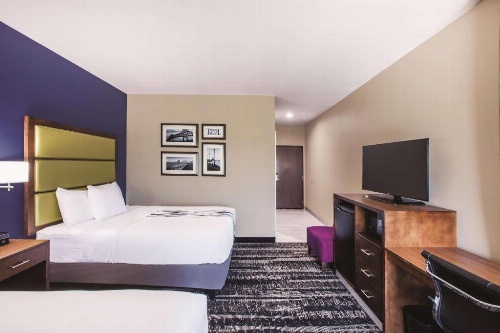 La Quinta Inn & Suites by Wyndham Baton Rouge - Port Allen image 4